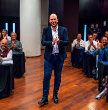 Tiene futuro el marketing? Hagamos 5 preguntas muy incómodas. (By Dani  Palumbo