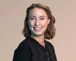 Katherine Arden's Instagram, Twitter & Facebook