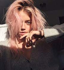 Rinse your hair to wet it thoroughly. Washed Out Hair Color Is This Summer S Best Lazy Beauty Statement Vogue