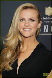 Kate Mara & Brooklyn Decker Bring Their Beauty to NFL Honors 2014: Photo  3046379