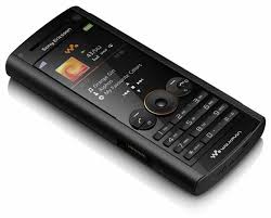 To turn on the phone, press and hold the power key until the logo appears on the screen, then release the key. Sony Ericsson W902 Review Trusted Reviews