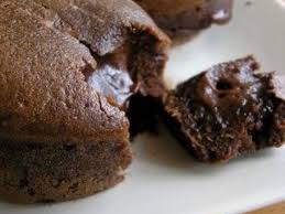 Fondants Au Chocolat Et A La Puree D Amande Recette Ptitchef Recette Coeur Fondant Au Chocolat Puree D Amande Fondant Au Chocolat