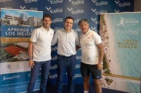 Rafael nadal academy have asked roger federer to send over his cv, years after he revealed his desire to train youngsters at the centre. La Rafa Nadal Academy By Movistar Celebra Su Ii Aniversario Con La Apertura Del Rafa Nadal Tennis Centre En Mexico