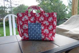 The Wow Bag Turns Into A Duffle Bag Bags Wow Products Diaper Bag