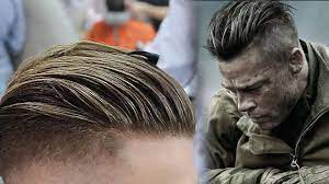 Il codino da uomo, nella moda attuale, consiste principalmente nel taglio . Man Bun Hairstyle Codino Uomo Look Della Settimana Taglia Cambia Youtube
