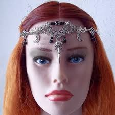 Silver Moon & Stars Belt, Witch Chain Belt, Halloween Costume Jewellery,  Wiccan Goddess, 18 Adjustable Sizes