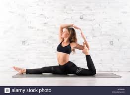 Similar videos karen posing flexible posing flexible Eka Pada Stockfotos Und Bilder Kaufen Alamy