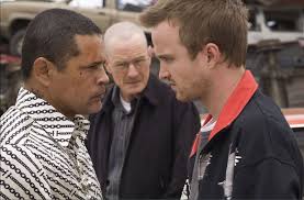 Tuco Salamanca Raymond Cruz Walter White Bryan Cranston And Jesse Pinkman Aaron Paul In Season 2 Breaking Bad Seasons Breaking Bad Breaking Bad Season 2