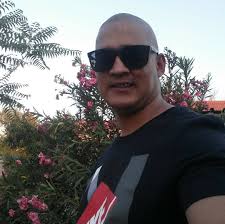 Elroy Gelant, boorling van George, het vandag die Twee Oseane halfmarathon  gewen. Galant het gewen met 'n tyd van 1:03:20. Kort op sy hakke was Jobo  Khatoane (1:03:31) van Lesotho, gevolg deur