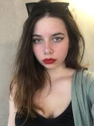 Hi my name is Emma I am 23 years old (24