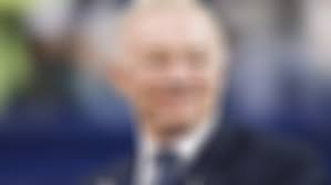 Texas woman drops lawsuit claiming Jerry Jones is her father