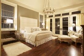 Because a transitional interior design combines the simplistic, neutral approach of a contemporary design style with the the classy and refined feel of a traditional interior design. 20 Gorgeous Transitional Style Bedroom Design Ideas
