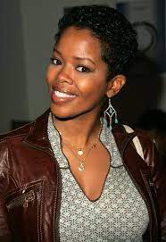 She was presented with the gentle treatment woman of style award. Malinda Williams Hair Malinda Williams Curly Hair Styles Naturally Curly Hair Styles