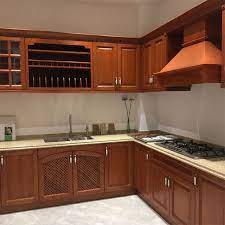 Oak is a hardwood and, if properly cared for, can still be used in contemporary kitchens.however, the typical orange oak finish of decades past can look dated in today's kitchens. American Style Natural Red Oak Kitchen Cabinets Made In China Buy Natural Red Oak Kitchen Cabinets American Style Natural Red Oak Kitchen Cabinets Made In China Red Oak Kitchen Cabinets Product On Alibaba Com