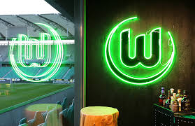 With 'vfl wolfsburg to go', football fans are now informed even more quickly about the latest news on the first team, women's and youth teams. Freund Gmbh Referenz Vfl Wolfsburg Vip Lounge