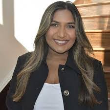 Diane Rosenthal's Instagram, Twitter & Facebook