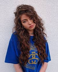 20 Amazing Curly Hairstyles Ideas For Teenage Women Long Hair Styles Curly Hair Styles Hair Styles