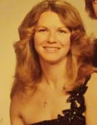 Deanna Eifler's Instagram, Twitter & Facebook