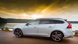 Utsidan på volvo v60 cross country advanced är robust men ändå elegant, så att du passar in mitt i staden likväl som mitt i ingenstans. Volvo S60 Und V60 Sind Nach Hoher Laufleistung Kaum Defekt Auto