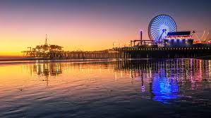 Santa monica pier at dusk. Santa Monica At Night The 4 Best Things To Do After The Sun Sets Big Dean S Ocean Front Cafe