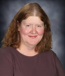 Crystal Halverson's Instagram, Twitter & Facebook