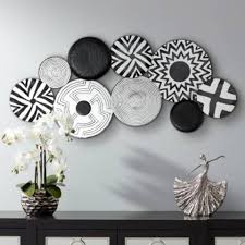 Black And White Wall Art Design Abstract Discs 45 1 4 Wide Black And White Metal Wall Art 61x58 Lamps Plus In 2020 White Wall Decor Modern Metal Wall Art Metal Wall Art