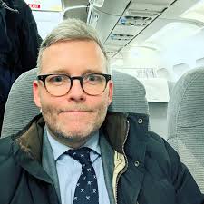 Fullspäckad mötesdag på Åland idag. Sista veckan innan riksdagens  pleniarbete inleds igen. Idag bland annat företagsbesök på Nordeas  Ålandskontor och advokatbyrån Widman & Co. Diskussion om läget på  arbetsmarknaden, sysselsättningsfrågor samt både