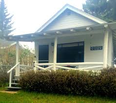 Accommodation that'll set tails wagging. Cozy Cabins Perfect For A Pure Michigan Getaway Michigan