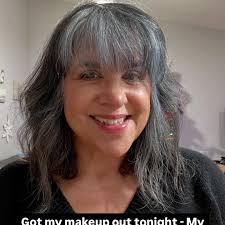 Are the robes fluffy friendly? I'm a 2xl-3xl curvy woman. Wondering if they  will for or if I should bring my own?