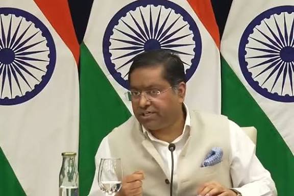 India carefully examining US reciprocal tariffs, says, MEA | Akashvani News