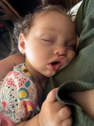 Welcome to our new members! Please read the graphic below. Posts and  comments that go against our rules are removed. Message us if you have any  questions and visit https://eatsonfeets.org for more