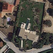 Real madrid + barcelona fc players. Karim Benzema S House In Spain In Ciudalcampo Spain Google Maps