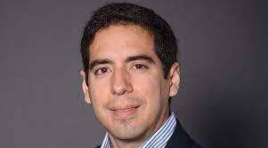 Mauricio Guerra's Instagram, Twitter & Facebook