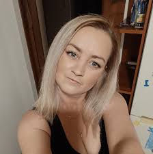 So keto is just keeping carbs under 20?? Help a girl out!