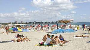 Pentru turistii care au achizitionat pachetul all. Litoralul Pentru ToÅ£i Incepe AstÄƒzi Romanii Pot Merge La Mare Cu PreÅ£uri De La 40 Lei Noapte