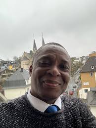 Lezorgia Paul Kue, MD.