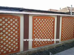 Garduri Din Lemn Aplicate Pe Gard Din Beton Outdoor Decor Decor Home Decor