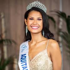 Leïla veslard is the newly crowned miss aquitaine 2020 and will represent the province at miss france 2021. Leila Veslard Miss Aquitaine 2020 Community Facebook