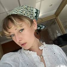 Esther Pearce Standby Art Director