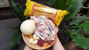 Maybe you would like to learn more about one of these? Resep Sop Ayam Merah Pakai Ang Ciu Arak Bengkuang Masakan Kalimantan Sang Mertua Youtube