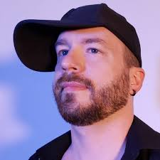 Felix Fletcher's Instagram, Twitter & Facebook