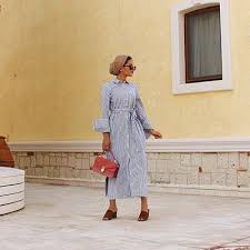 Five Hijab Fashion Tips To Dress Stylishly At The Beach Hijab Fashion Summer Hijab Fashion Fashion