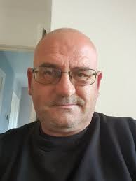 Anyone who likes a Alt woman who's into Metal?! 😜🤟