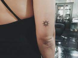 Tattoo sun zu günstigen preisen. Minimalist Half Sun Tattoo Novocom Top
