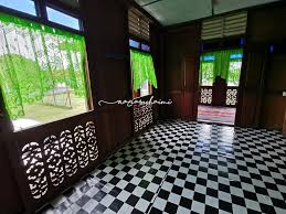 Jika ingin melihat inspirasi desain rumah minimalis, bisa klik link warna biru. Orang Melayu Dulu Genius Rumah Tradisional Melayu Diiktiraf Dunia Libur