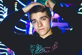 Lucas Edwards's Profile, Net Worth, Age, Height, Relationships, FAQs