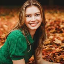 Ella Sackett (ellaraesackett)