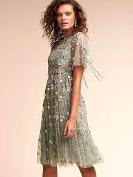 From flirty and feminine bridesmaid dresses and ravishing retro to marvelously modern. Wondering What To Wear To A Spring Wedding We Ve Got You Covered Dresses To Wear To A Wedding Fashion Pretty Dresses