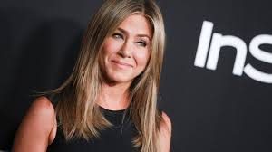 Обладательница премий «золотой глобус» и «эмми». Das Hat Jennifer Aniston Vom Friends Set Mitgehen Lassen Promiflash De