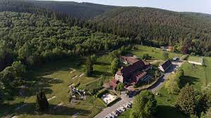 It was founded around 1200 by the lords of stubenberg as vöstenburg. Bsw Erlebnishotel Festenburg
